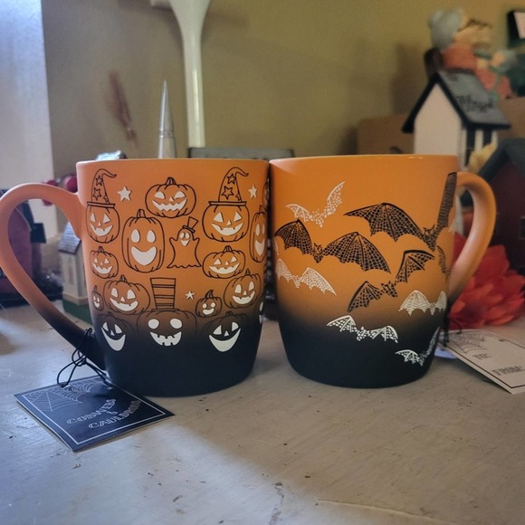 Halloween Other - 🎃 2 Halloween 🎃 Pumpkin Bat Orange Mugs